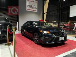 تۆیۆتا کامری